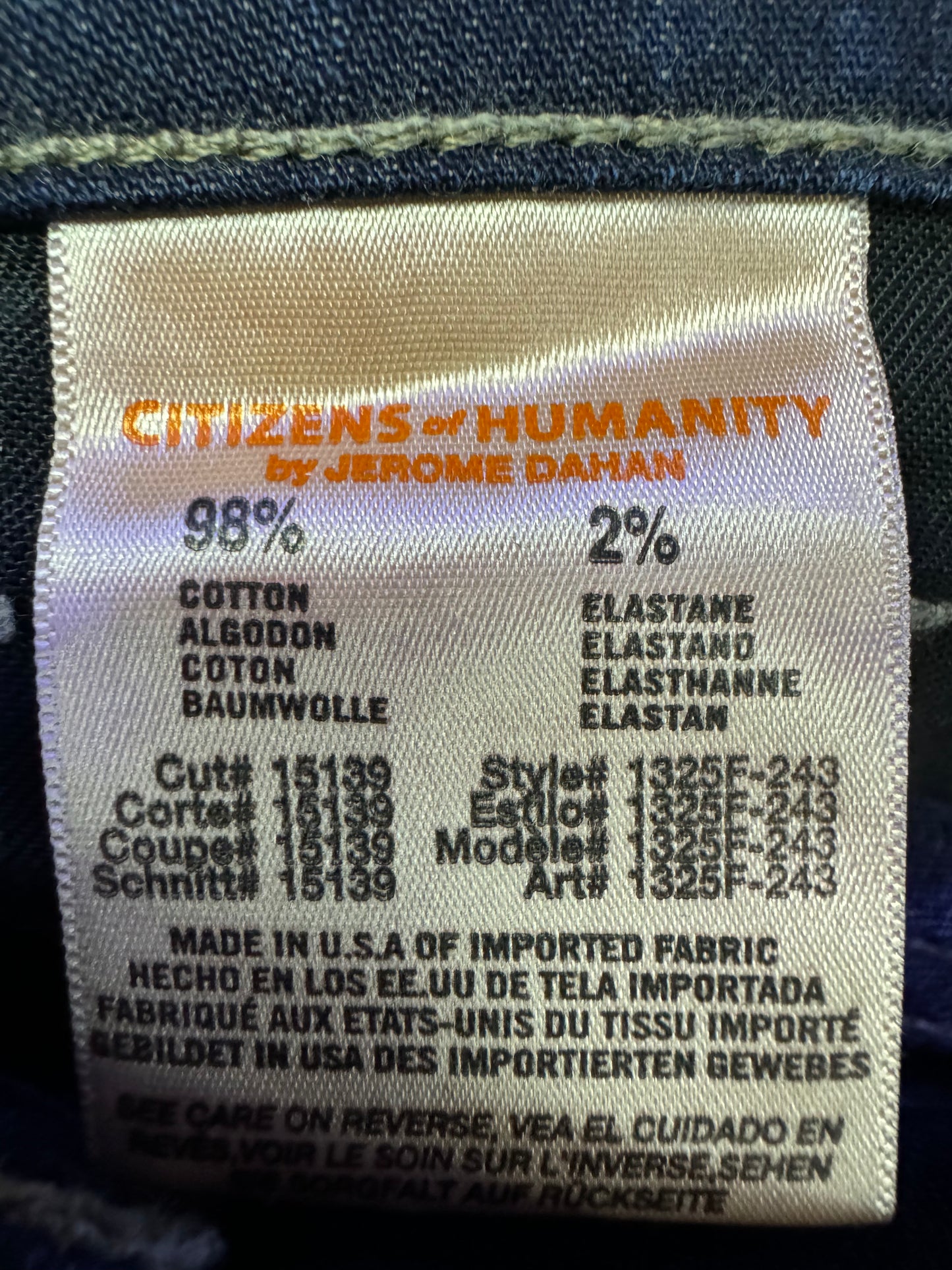 Citizens of Humanity Size 25 Length 32.5"