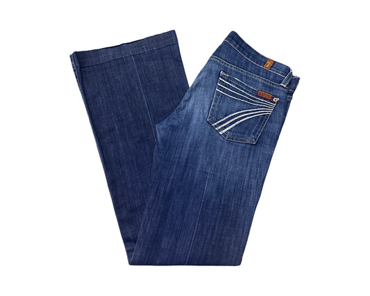 7 For All Mankind Size 26 Length 31 Dojo White